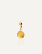yellow cognac Baltic amber round 14mm pendant in 24k gold vermeil sterling silver golden lemon mondri jewelry