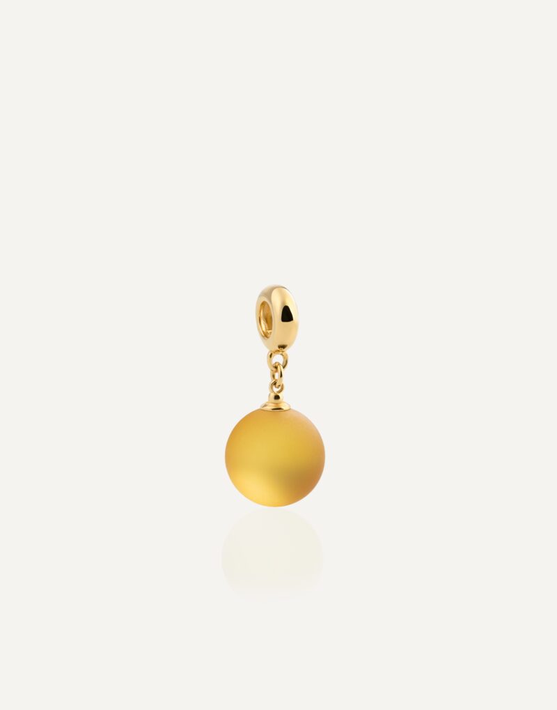 yellow cognac Baltic amber round 14mm pendant in 24k gold vermeil sterling silver golden lemon mondri jewelry