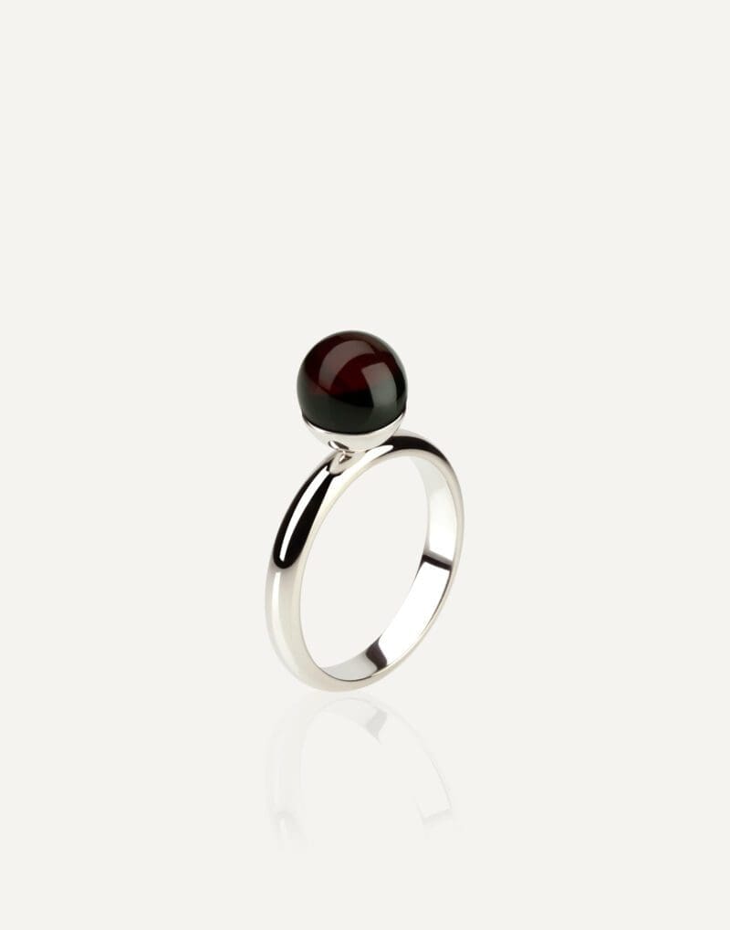 sidabrinis žiedas su 8mm vyšniniu gintaru cherry